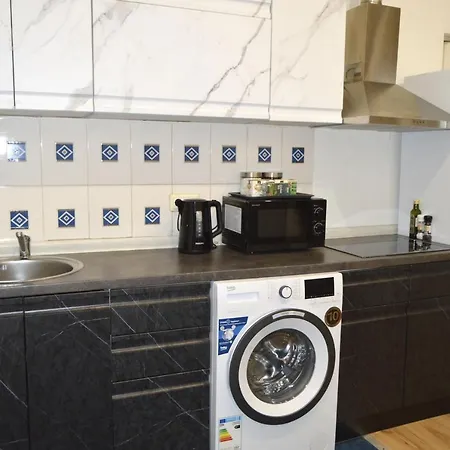 アパート Center Two With Fireplace- Quiet Location- Up To Five Guests - Self Check-in- Free Parking