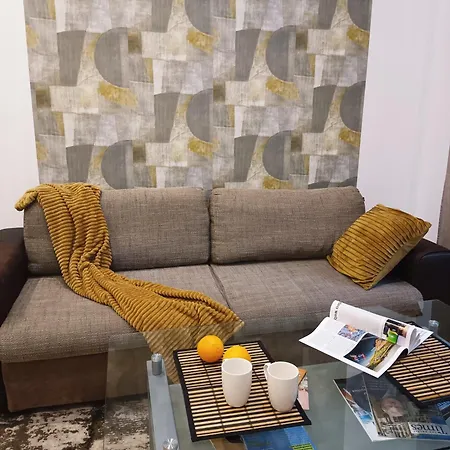 Apartament Center Two With Fireplace- Quiet Location- Up To Five Guests - Self Check-in- Free Parking