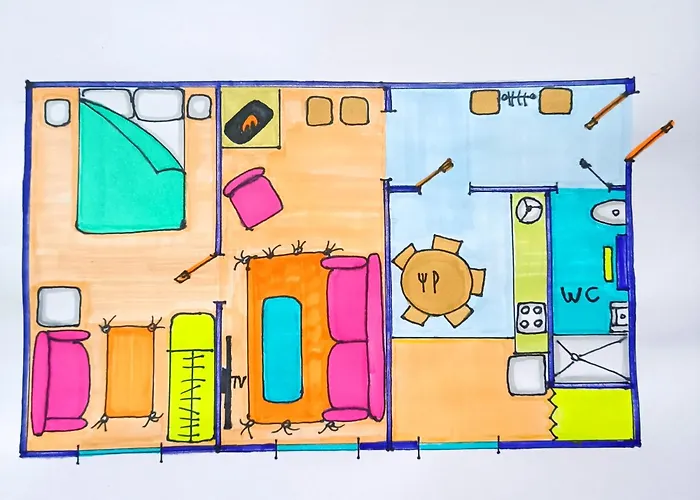 Center Two With Fireplace- Quiet Location- Up To 5 Guests - Self Check-in- Free Parking *