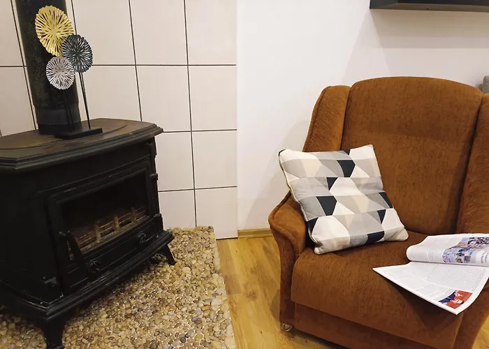 Center Two With Fireplace- Quiet Location- Up To 5 Guests - Self Check-in- Free Parking * Riga